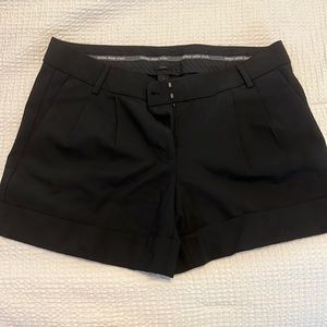 Never worn. In great condition! Very cute, just don’t fit me anymore
